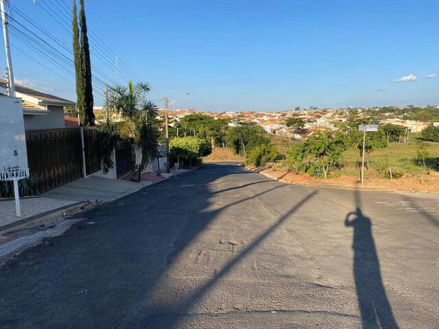 Terreno para Venda em Catanduva - 4