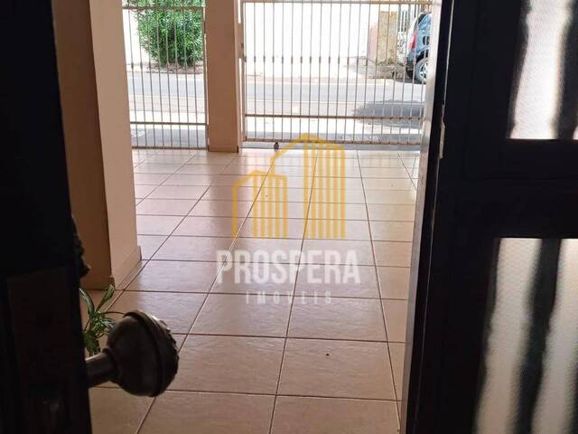 #54 - Casa para Venda em Catanduva - SP - 2