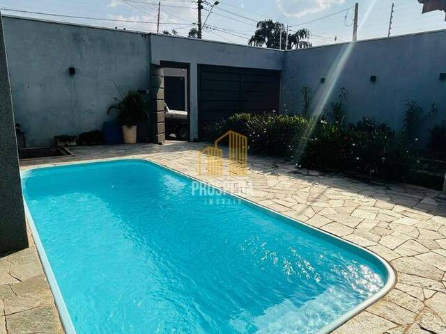 #74 - Casa para Venda em Santa Adélia - SP - 3