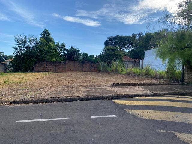 #80 - Terreno para Venda em Catanduva - SP - 1