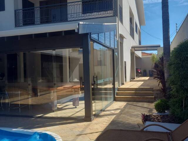 #94 - Casa para Venda em Catanduva - SP - 2