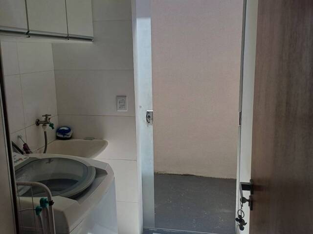 #111 - Casa para Venda em Catanduva - SP - 3