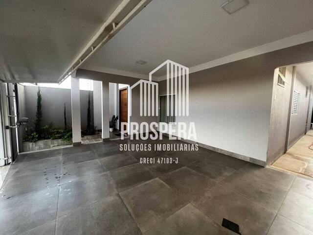 #132 - Casa para Venda em Catanduva - SP - 2