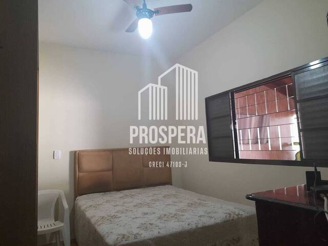 #142 - Casa para Venda em Catanduva - SP - 3