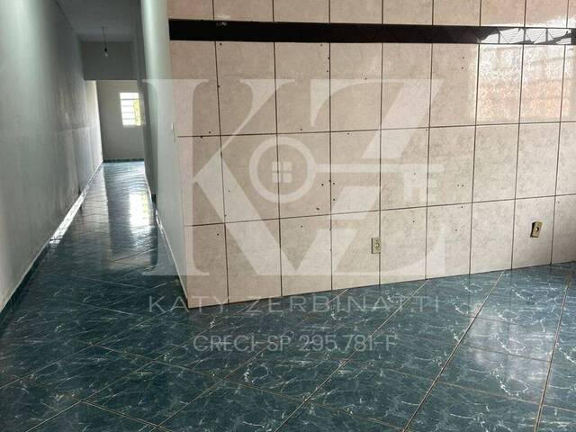 #228 - Casa para Venda em Catanduva - SP - 2